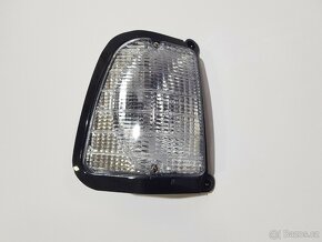 Přední směrovka/blinkr bílý ŠKODA M 105, 120, 130, Rapid - 2