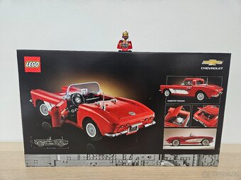 LEGO Icons 10321 Corvette - 2