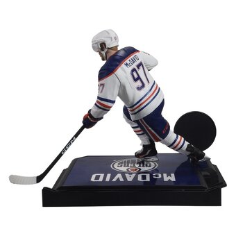Figurka McDavid Connor - 2