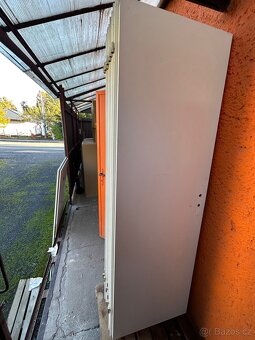 Bílé interiérové dveře Sapeli 60 L+P - 2