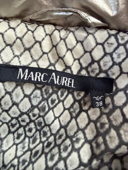 Vesta a souprava - 2