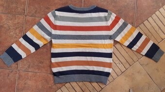 Svetr vel. 122/128 - 2