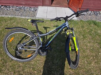 Author a-matrix 26 - 2