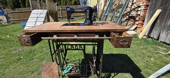 Šicí stroj lada - 2