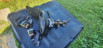 Airbag sada, kožený volant, páčky Outlander I - 2