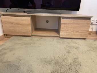Stolek pod TV - 2