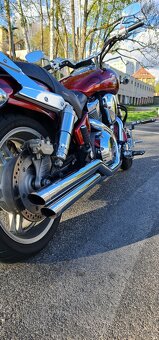 Honda VTX 1800 F - 2