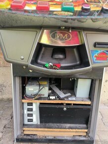 Hrací automat - 2