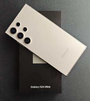 Vyměním Samsung Galaxy S24 Ultra / 512GB / V záruce. - 2