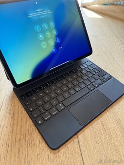 iPad Pro 11” 2020 256GB + Magic Keybord - 2