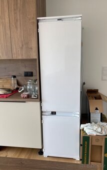Lednice BEKO BCNA306E5ZSN - 2