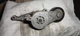 Škoda Octavia 2,Napínací kladka Alternatoru,03G 903 315 - 2