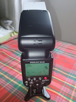 Nikon SB-900 blesk nejvyšší řady - 2