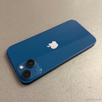 iPhone 13 128GB modrý, bez škrábance - 2