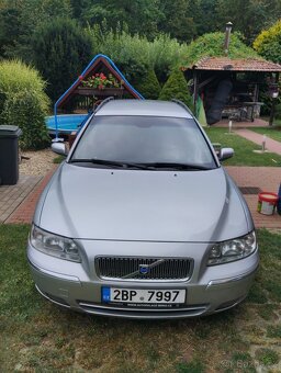 Volvo V70 D5 - 2