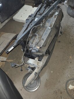 Bmw f10 520d Mpaket chladičová stěna výztuha - 2