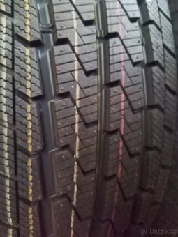 225/75 R16C 121/120 R celoroční - 2