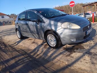 Prodám fiat grande punto 1.2 48KW. rok - 2006 - 2