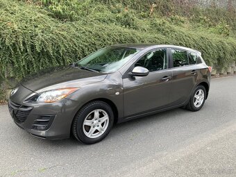 Mazda 3    1.6 i - 2
