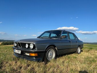 Bmw e28 520i - 2