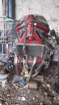 Suzuki Bandit 600 - 2