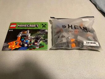 LEGO Minecraft Jeskyně 21113 - kompletní - 2