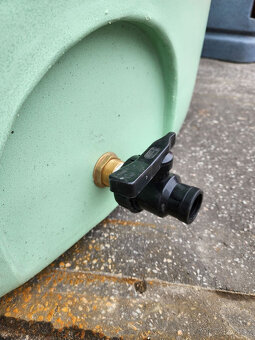 Nádrž na dešťovou vodu 2000 litrů SWIMER – zelená, bílá - 2