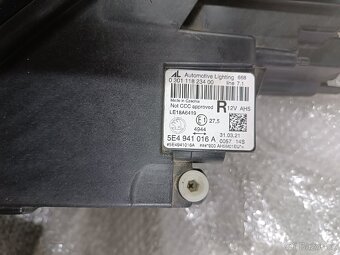 Prave Led světlo Škoda Octavia 4 - 2