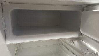 Lednice Electrolux s vnitřním mrazákem - 2