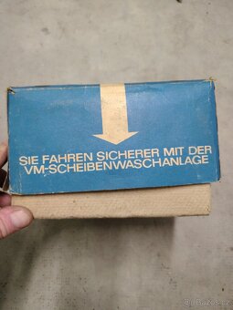 Ostřikovač Wartburg - 2