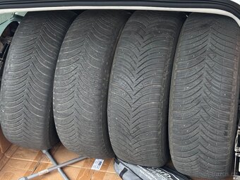 FORD mondeo COMBI2018 Kleber Quadraxer2 215/60/R16 - 2