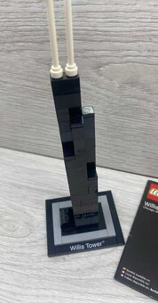 Lego 21000 Architecture - Willis Tower - 2