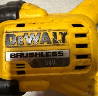 Dewalt aku ocasni pila DCS388 54V - 2