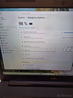Velký notebook Dell Inspiron 3793 - 2