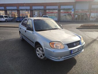 Hyundai Accent - 2