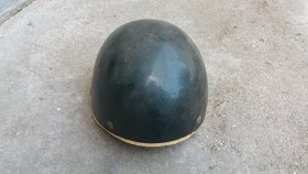 Dvě retro přilby (přilba, helma) - 2