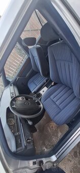 Mercedes 124 E260 - 2