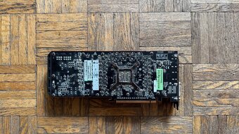 AMD Radeon R9 290X 4GB - 2