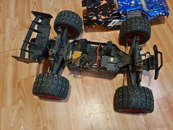 RC auto Maveric - 2