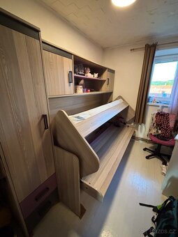 Sklápěcí postel se stolem a skříněmi - 2