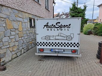Vlek na závodní auto - 2
