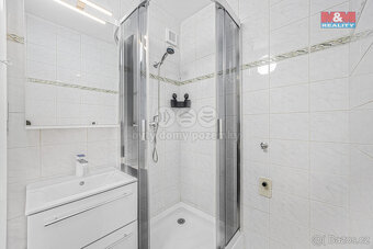 Pronájem bytu 3+1, 62 m², Hradec Králové, ul. Severní - 2