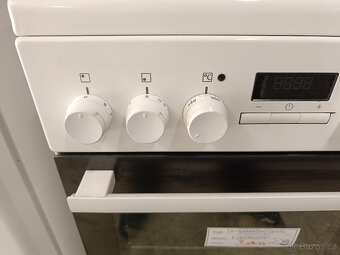 Sklokeramický sporák ELECTROLUX EKC54952OW / 50cm - 2