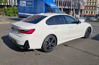 BMW 318i M Sport, 2025, 1850 km, jako nové - 2