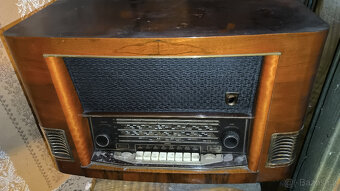 Retro rádia - různé druhy a značky - dřevěná i plastová / ba - 2