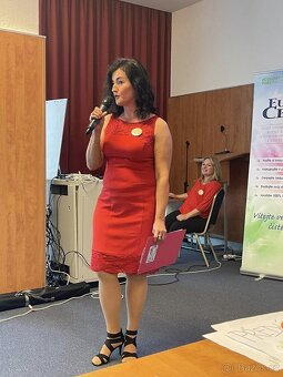 Dámské šaty - 2