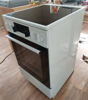 Gorenje sporák sklokeramický - 2