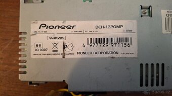 Autorádio Pioneer DEH-1220MP - plně funkční + ISO konektory - 2