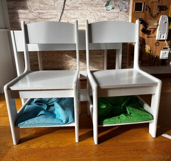 Detsky stul s zidlemi a uloznymi boxy - 2