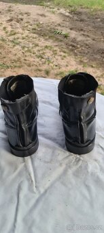 Jezdecká pérka vel.40 - 2